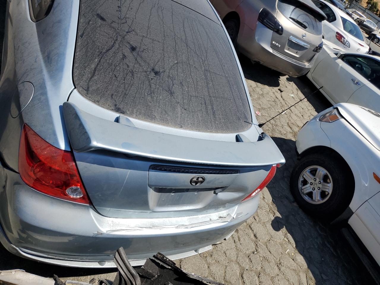2005 Toyota tC - Image 6