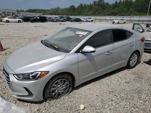  HYUNDAI ELANTRA 2018 Білий