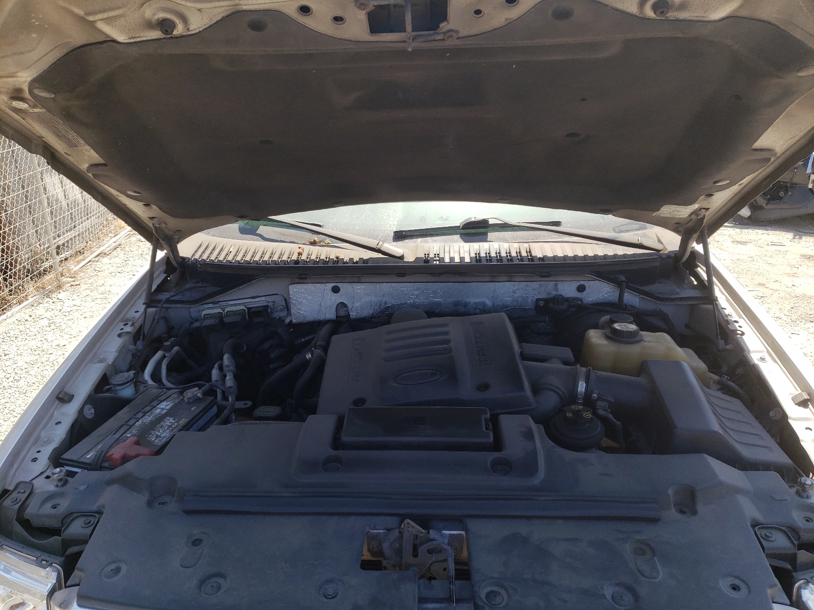 1FMFU15597LA01516 2007 Ford Expedition Xlt