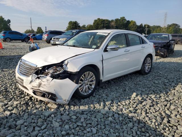 2013 Chrysler 200 Limited