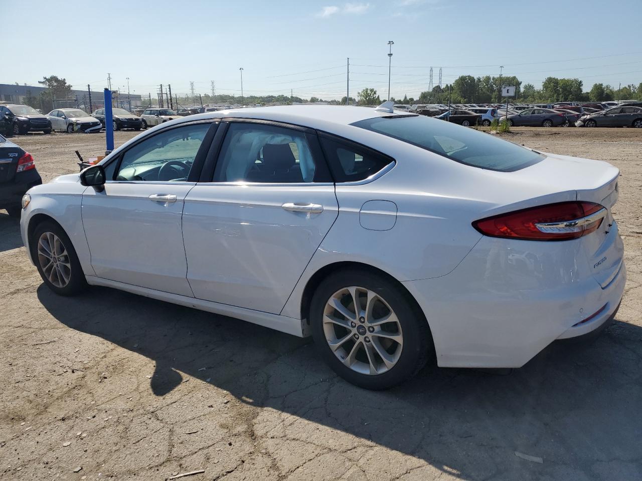 3FA6P0HD7LR136262 2020 FORD FUSION - Image 2