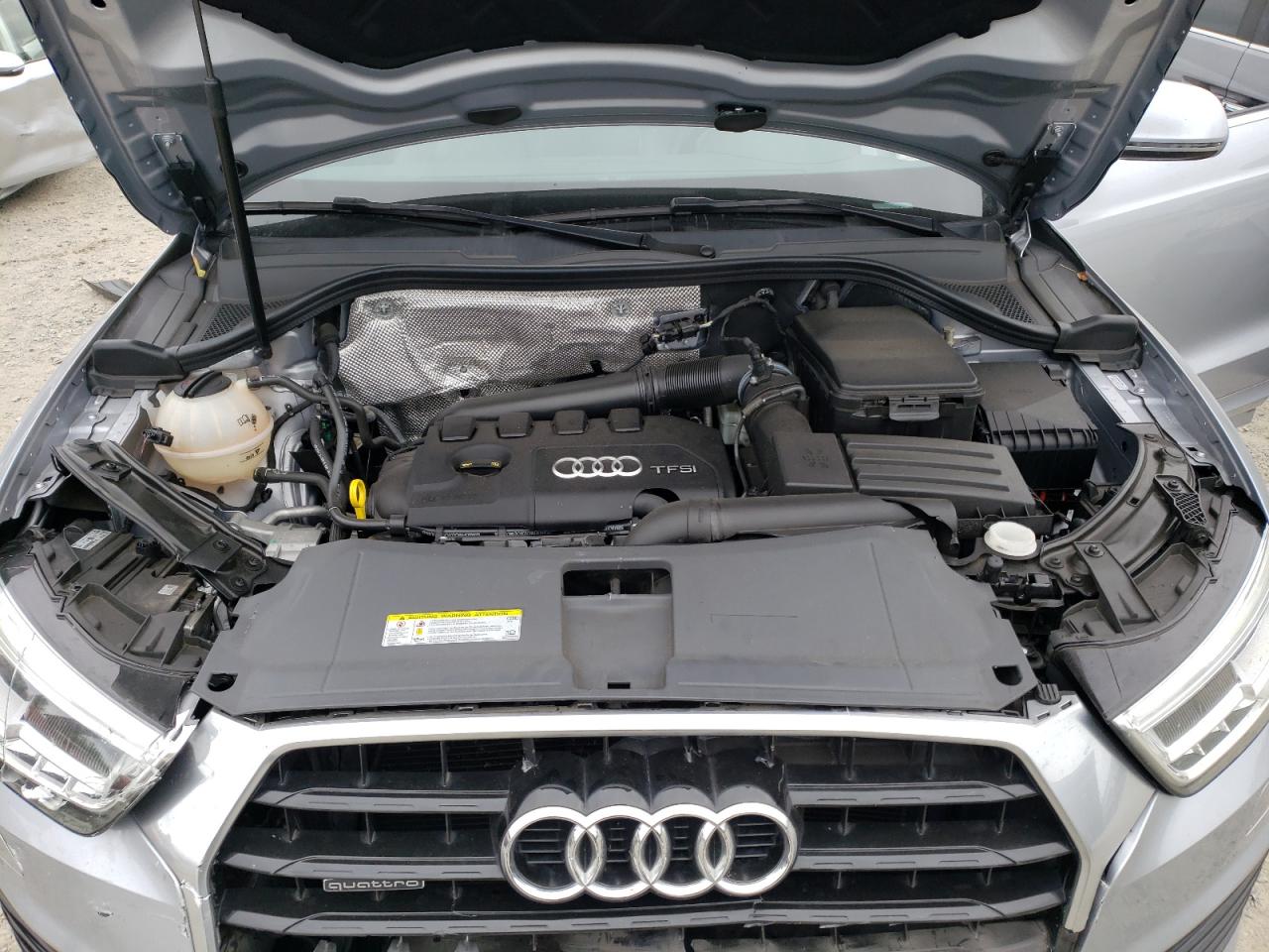 WA1GFCFS6GR008790 2016 Audi Q3 Prestige