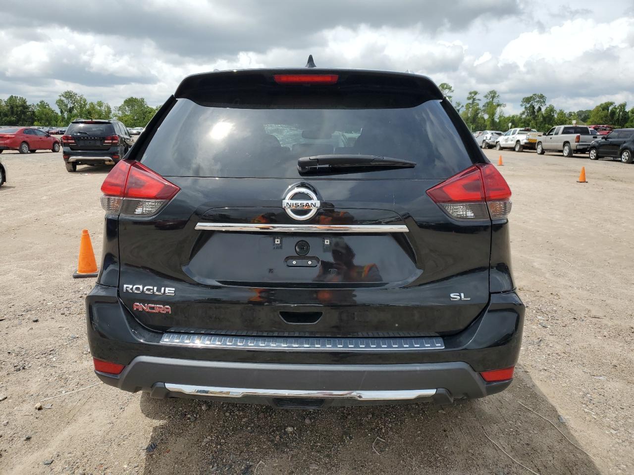 2017 Nissan Rogue S VIN: 5N1AT2MT3HC888941 Lot: 69974124