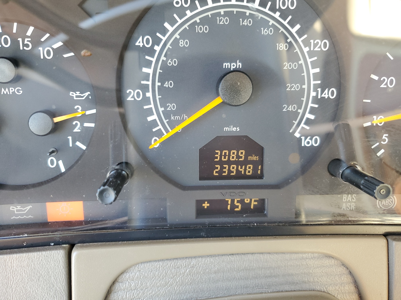 WDBGA33G6WA399987 1998 Mercedes-Benz S 320