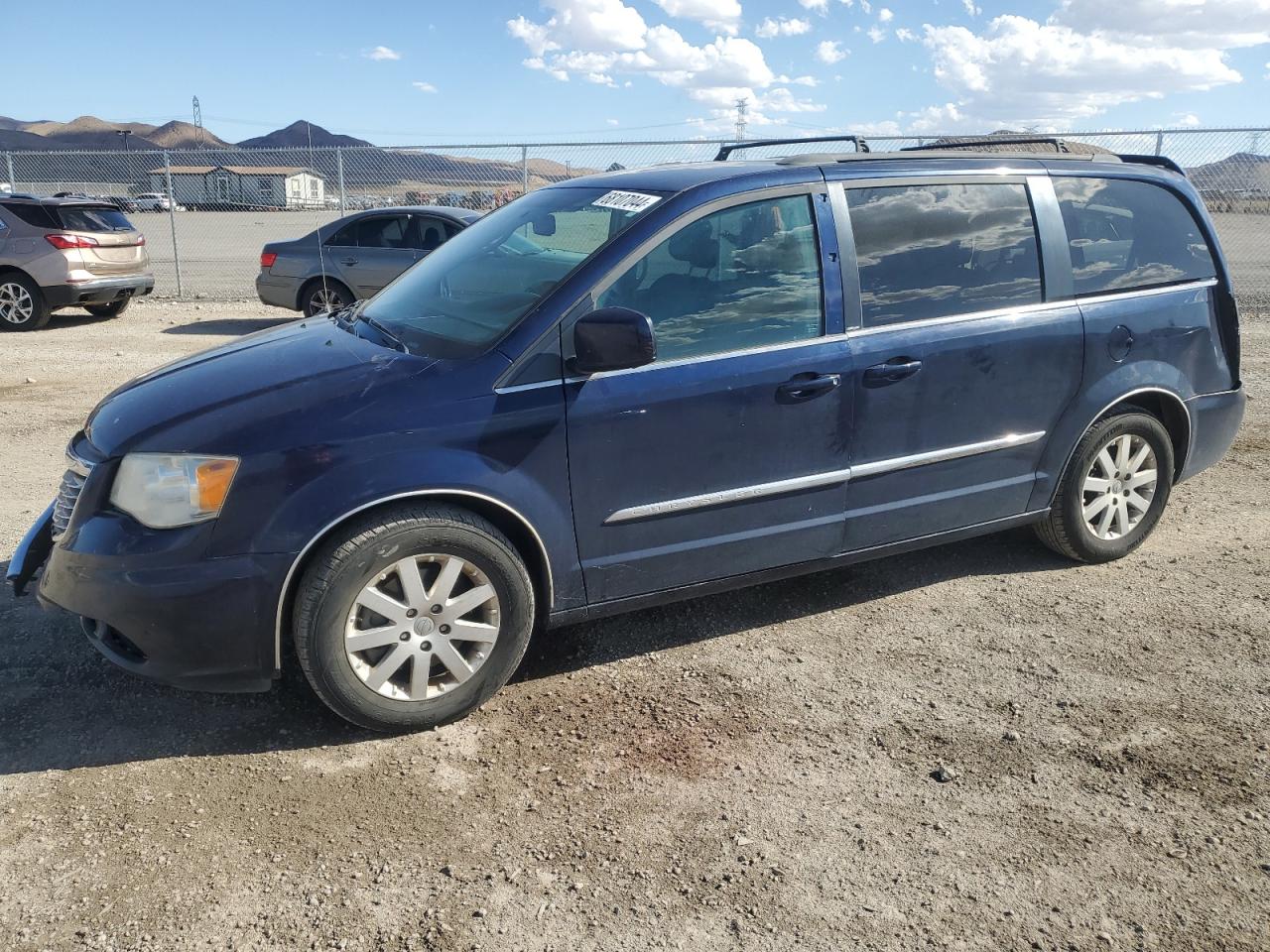2014 Chrysler Town & Country - Image 1