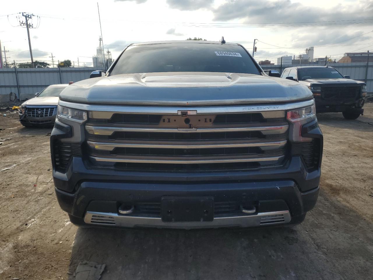 2022 Chevrolet Silverado - Image 5