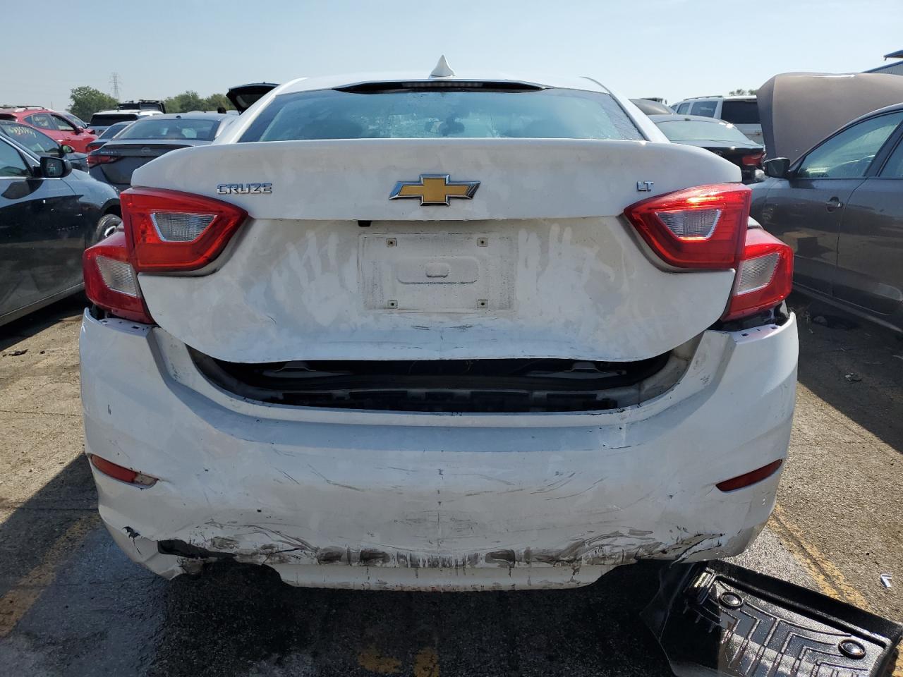 1G1BE5SM6H7264181 2017 Chevrolet Cruze Lt