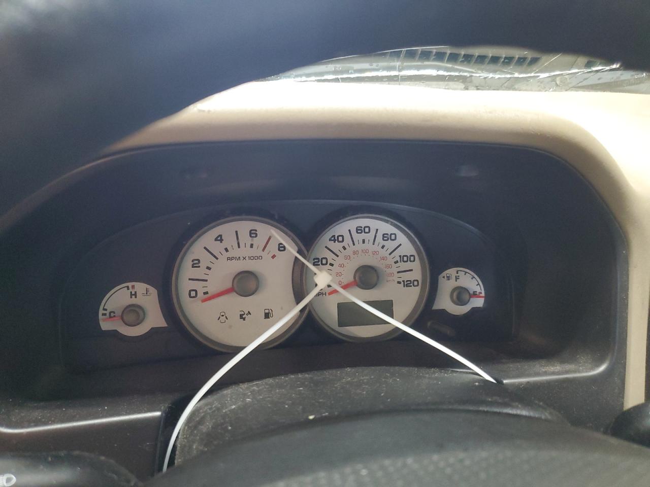 2007 Ford Escape Xls VIN: 1FMYU02Z17KB08687 Lot: 66404604