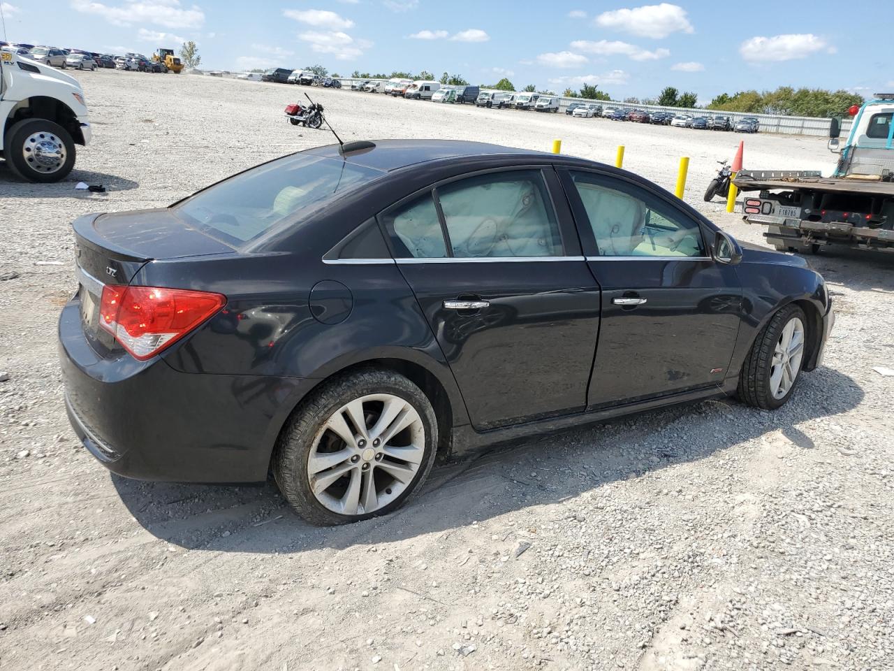 2015 Chevrolet Cruze - Image 3