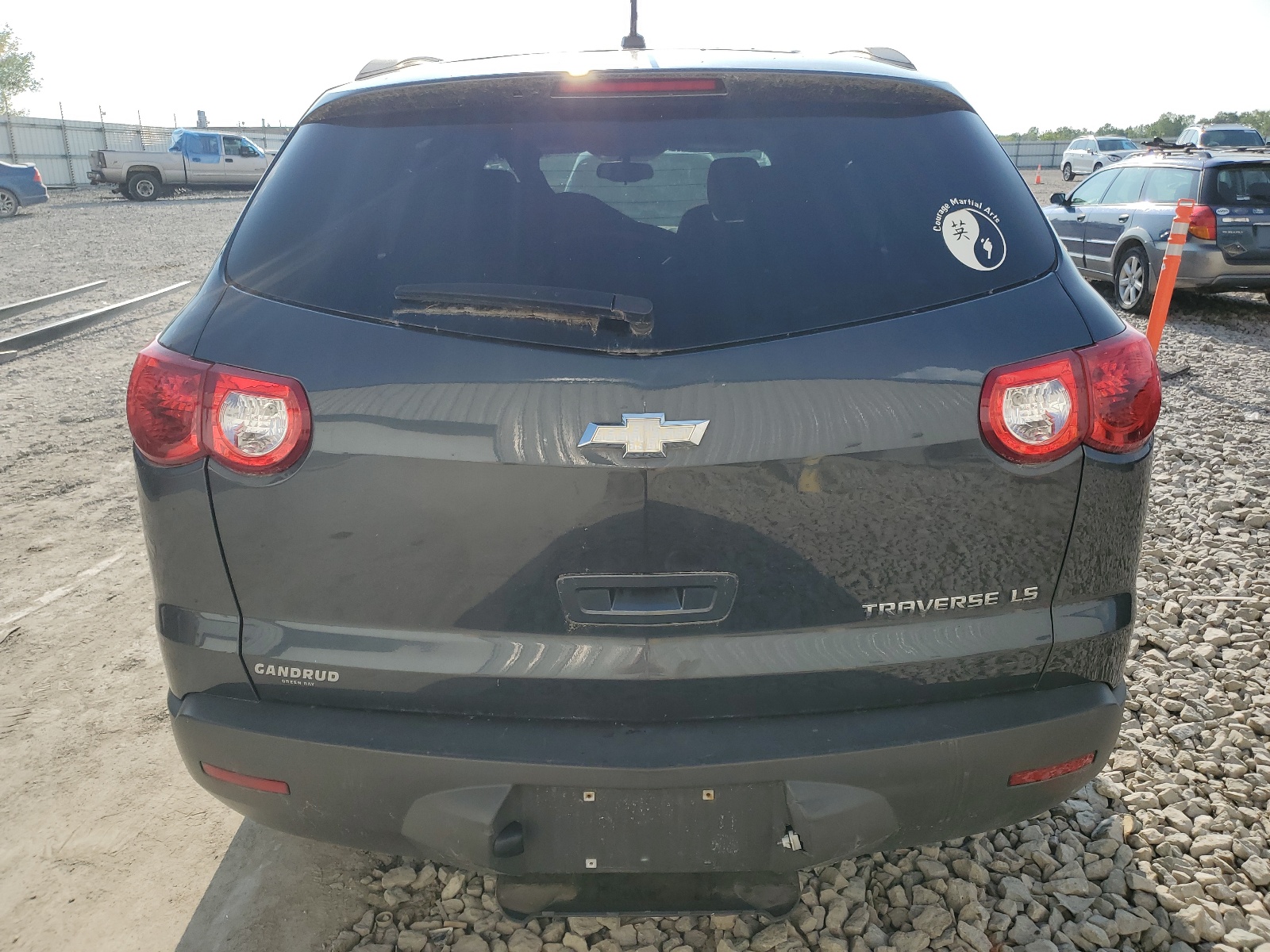 1GNKRFED4CJ286633 2012 Chevrolet Traverse Ls