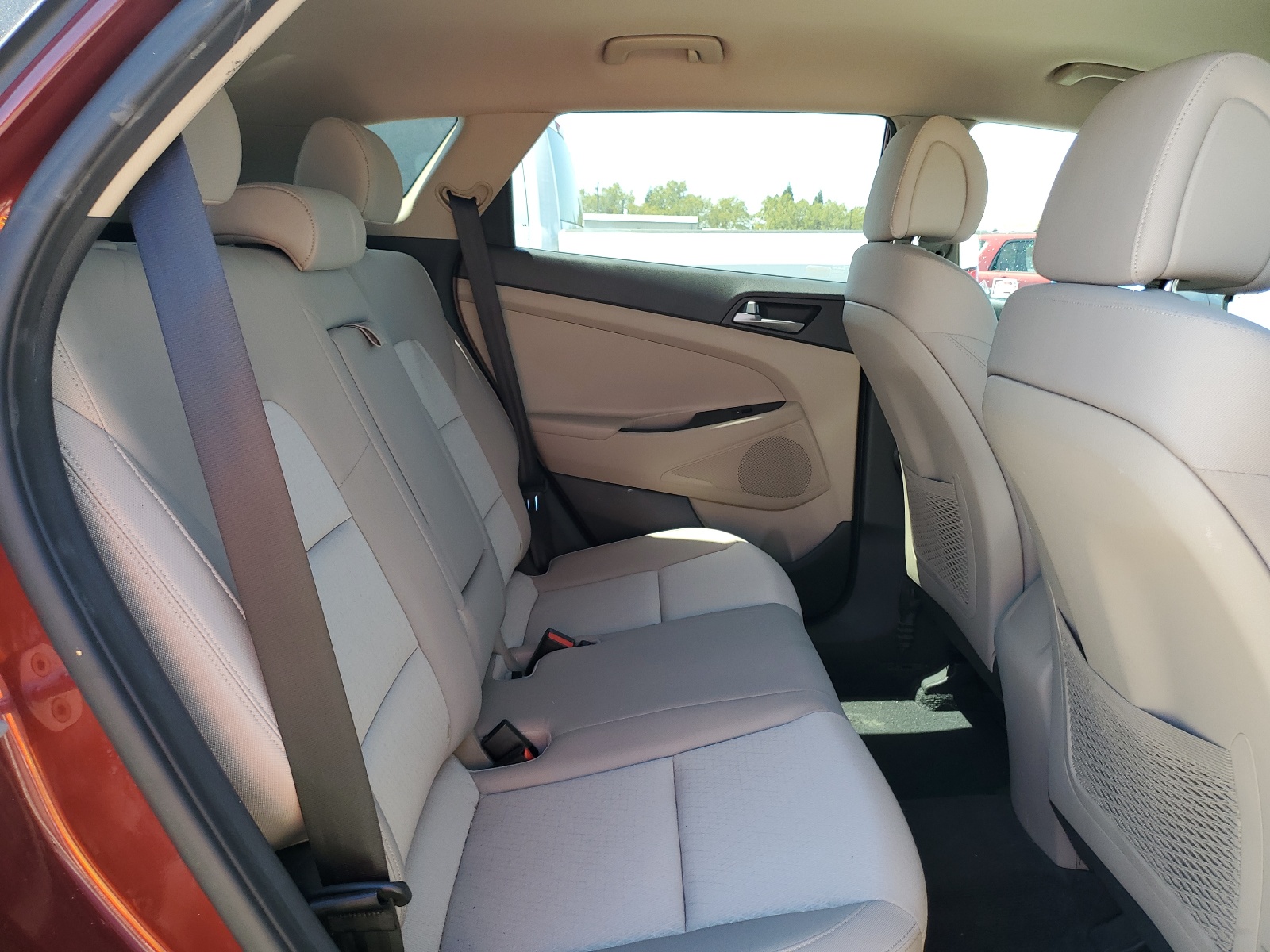 KM8J33A40GU199225 2016 Hyundai Tucson Limited