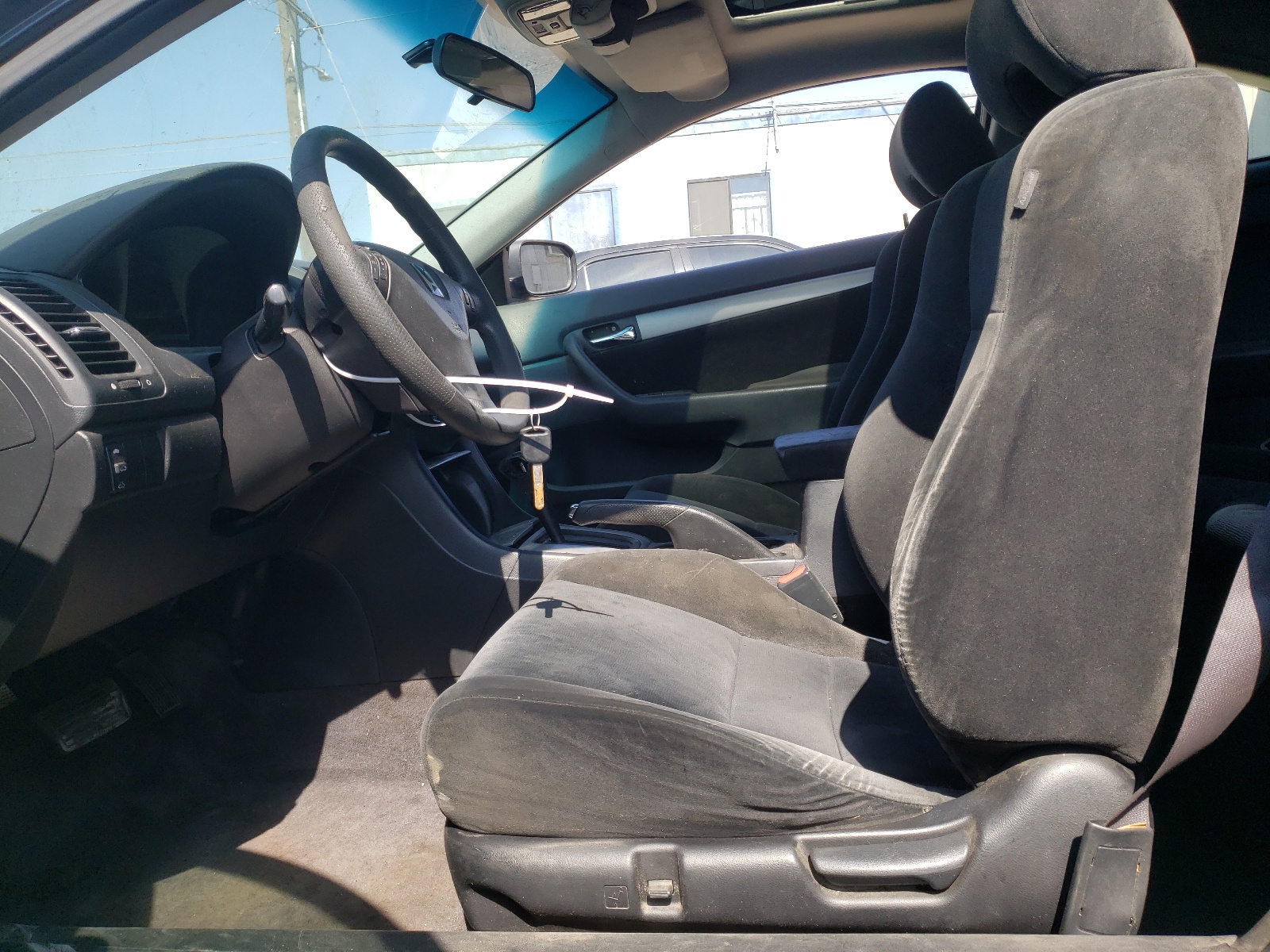 1HGCM72775A015652 2005 Honda Accord Ex