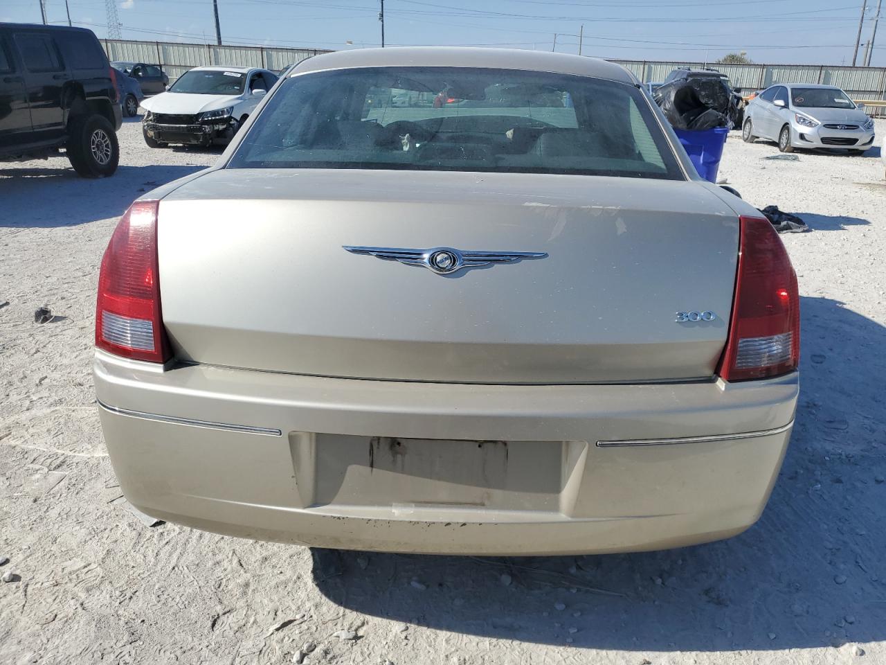 2005 Chrysler 300 Touring VIN: 2C3JA53G85H583898 Lot: 69649514