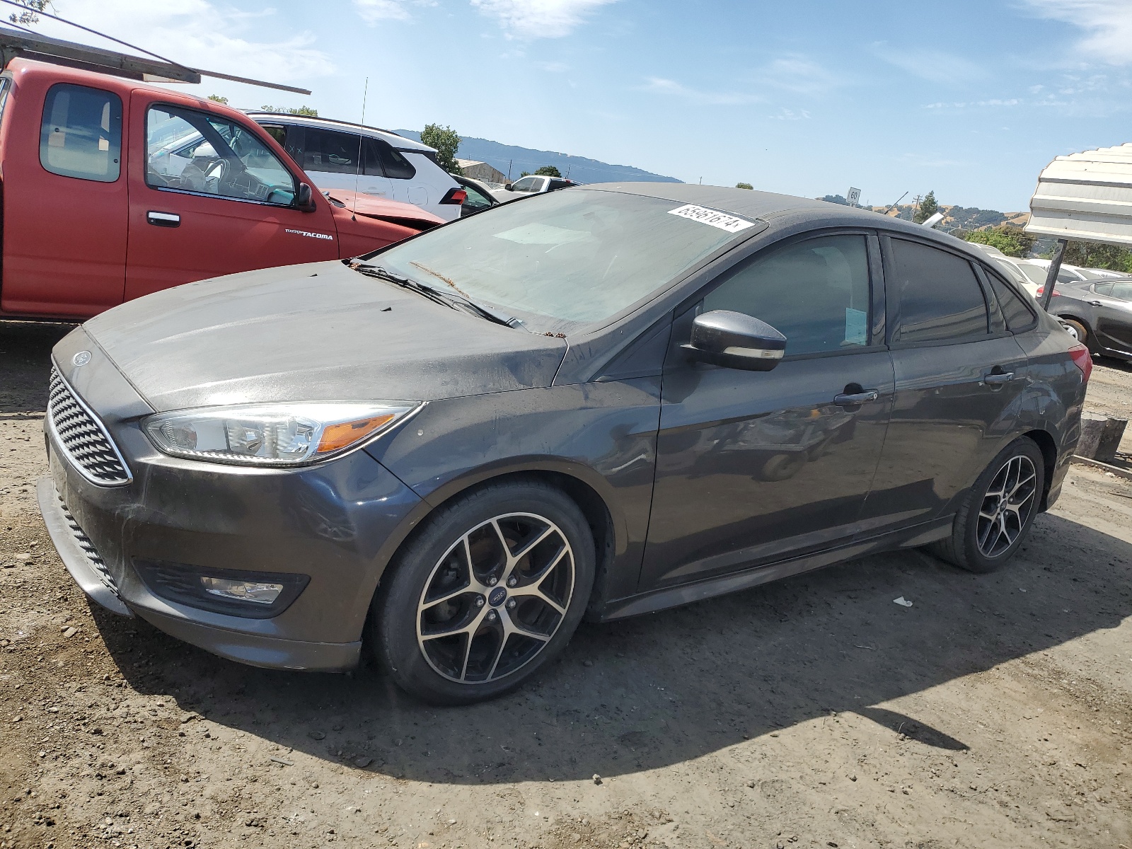 2015 Ford Focus Se vin: 1FADP3FE5FL241521