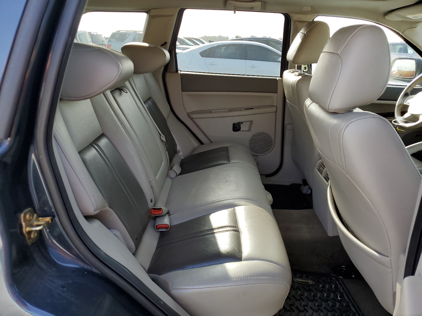 1J8HS58P57C506923 2007 Jeep Grand Cherokee Limited