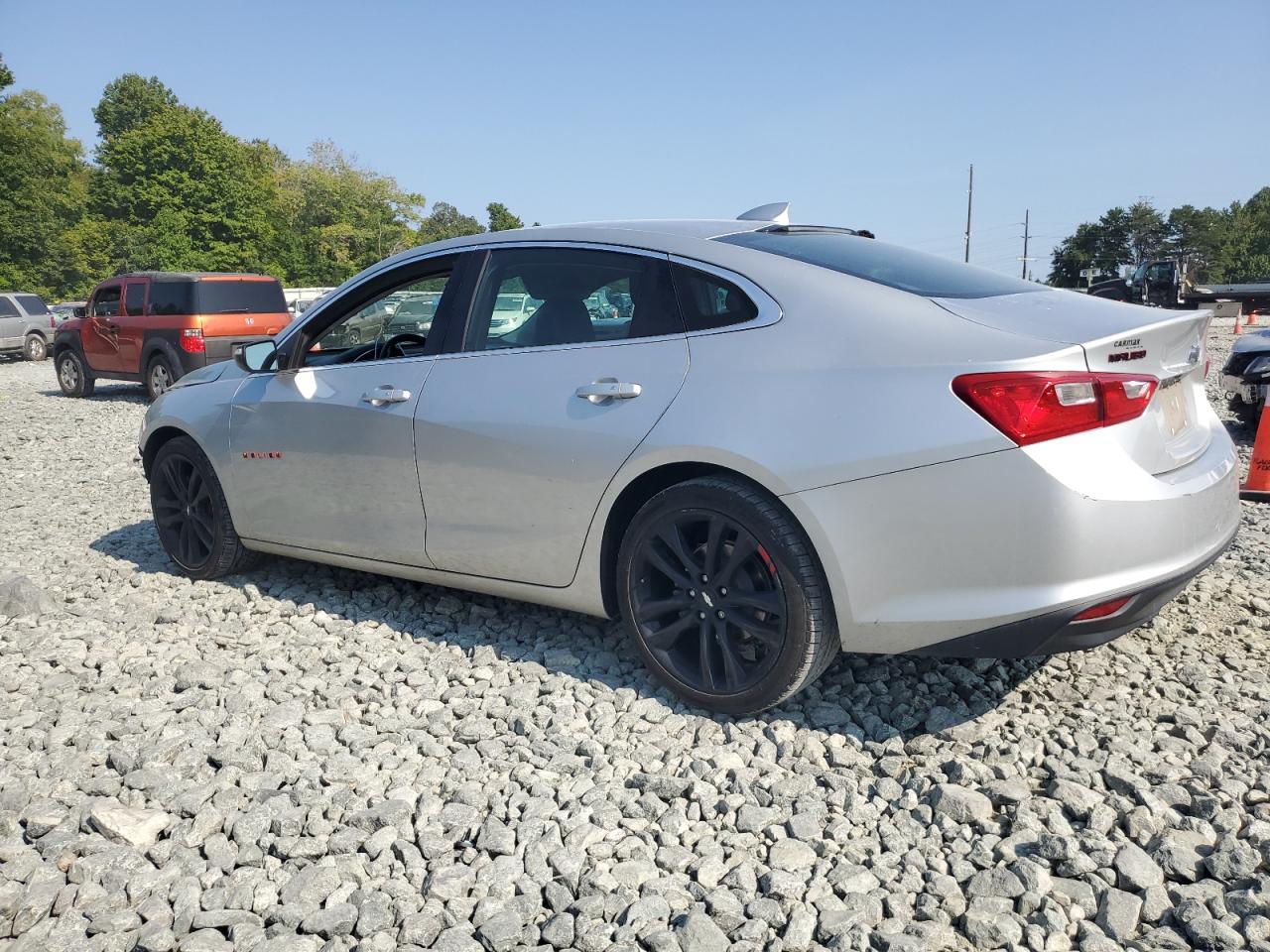 1G1ZD5ST5JF288685 2018 CHEVROLET MALIBU - Image 2