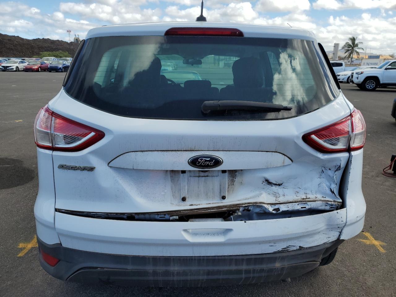 2015 Ford Escape S VIN: 1FMCU0F75FUB95922 Lot: 65651214