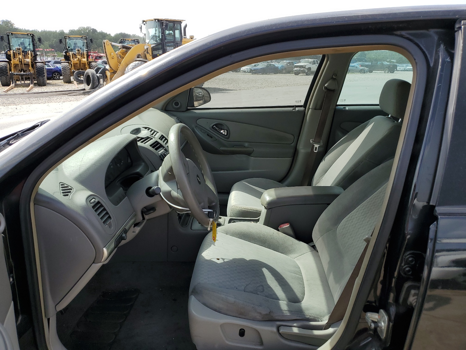 1G1ZS52F45F273701 2005 Chevrolet Malibu