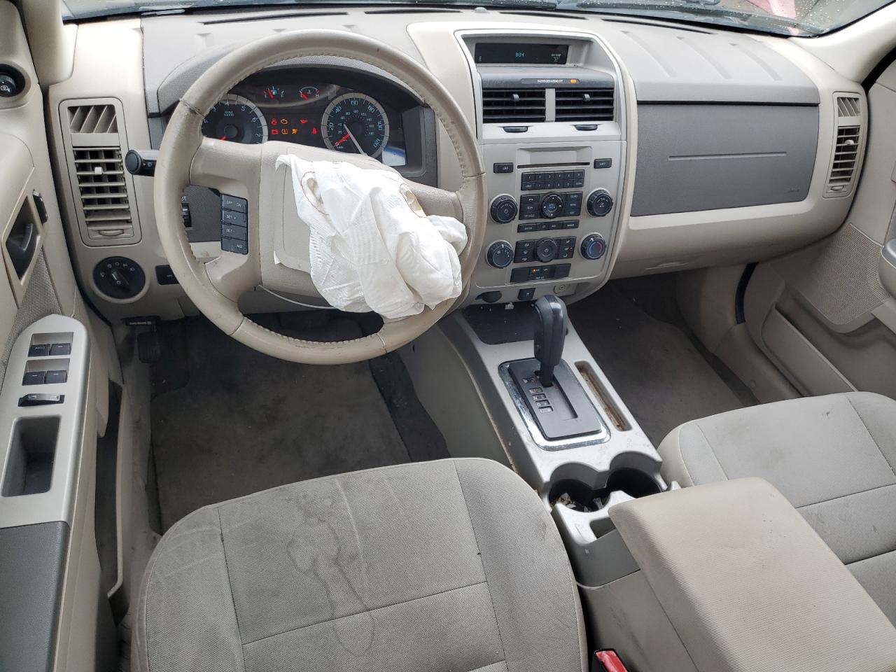 2010 Ford Escape - Image 8