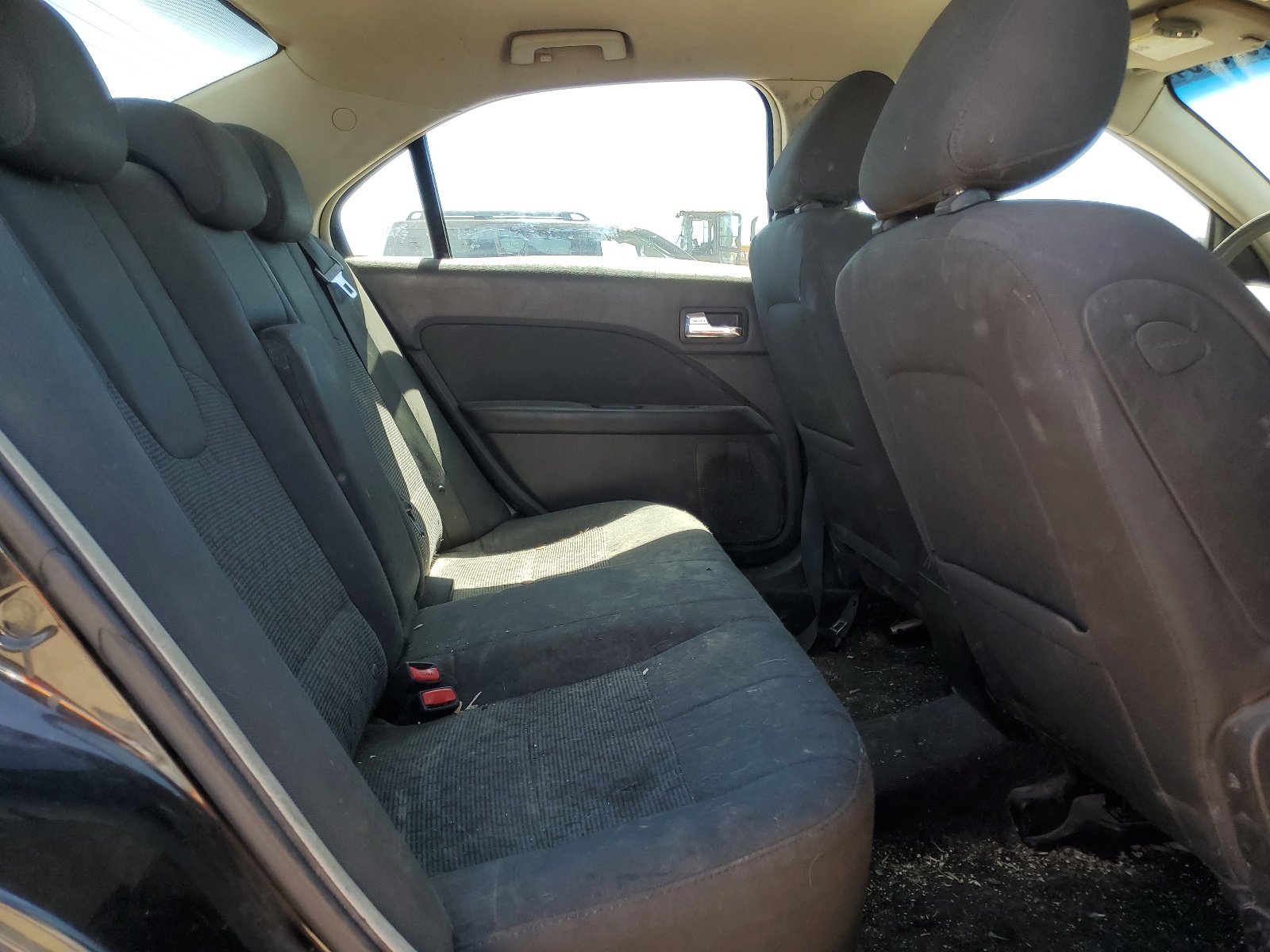 3FAHP0HA5AR423529 2010 Ford Fusion Se