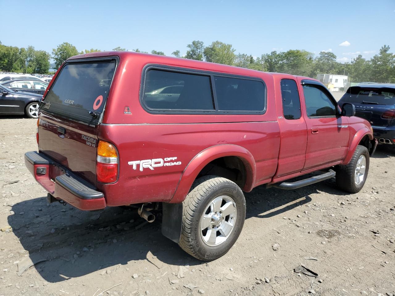 2004 Toyota Tacoma - Image 3