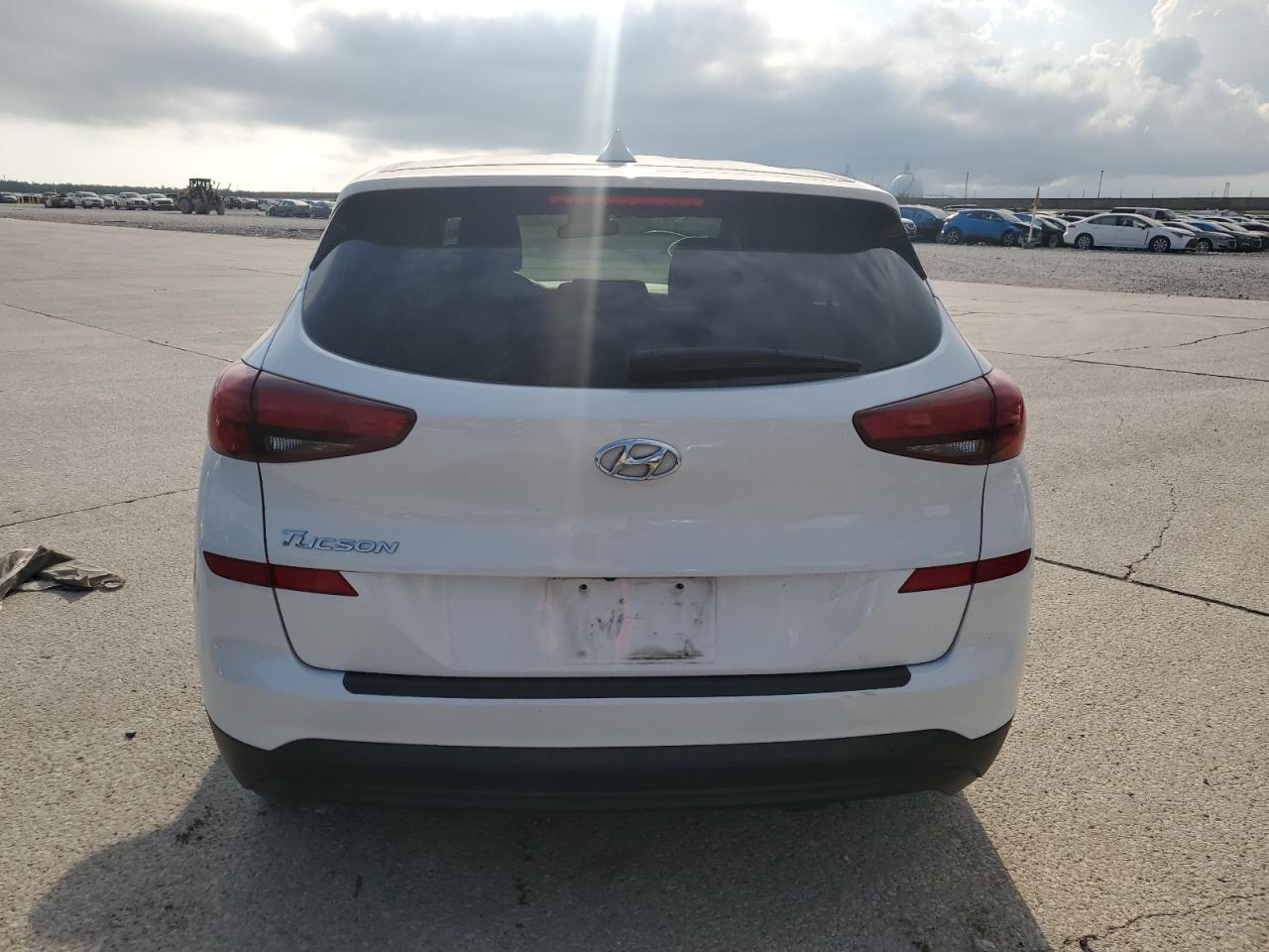 KM8J23A44KU037688 2019 Hyundai Tucson Se