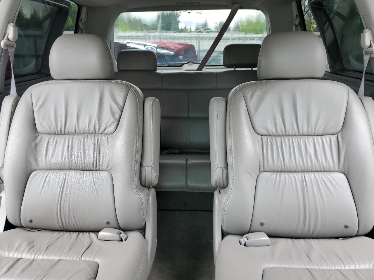 2002 Honda Odyssey Exl VIN: 5FNRL18922B042763 Lot: 66384244
