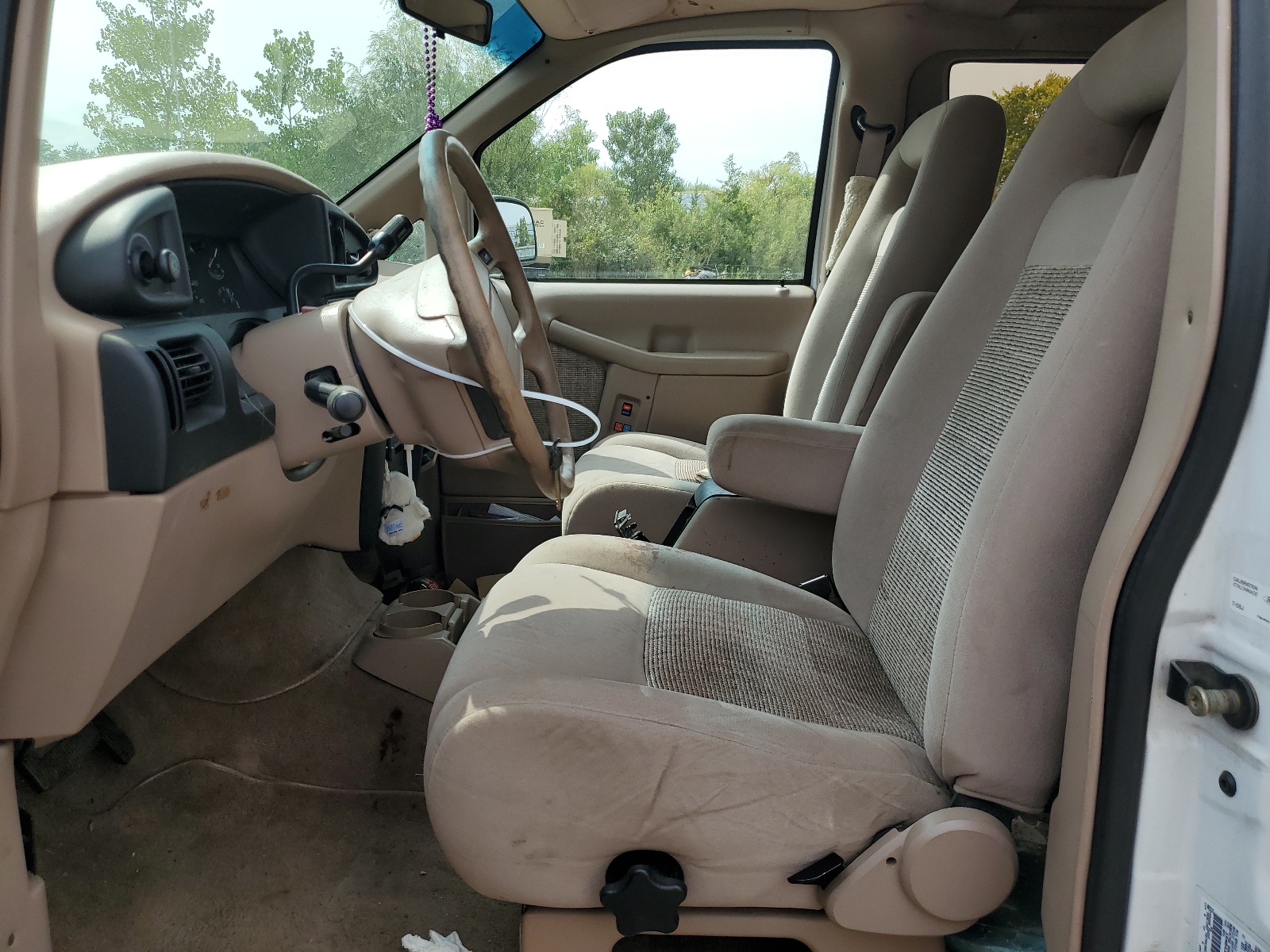 1FMDA31X0VZA31596 1997 Ford Aerostar