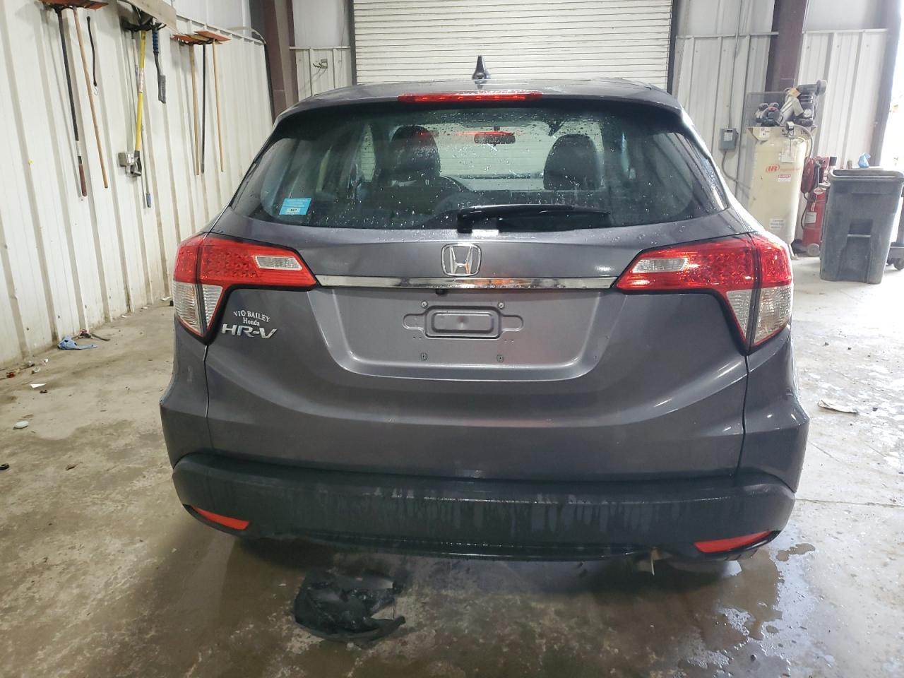 2022 Honda Hr-V Lx VIN: 3CZRU5H38NM723875 Lot: 67737304