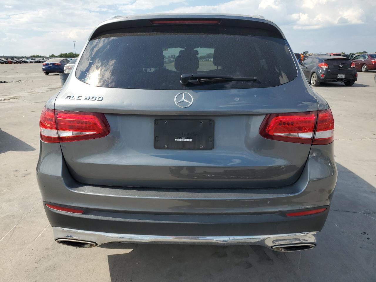 WDC0G4JB3JV059108 2018 Mercedes-Benz Glc 300