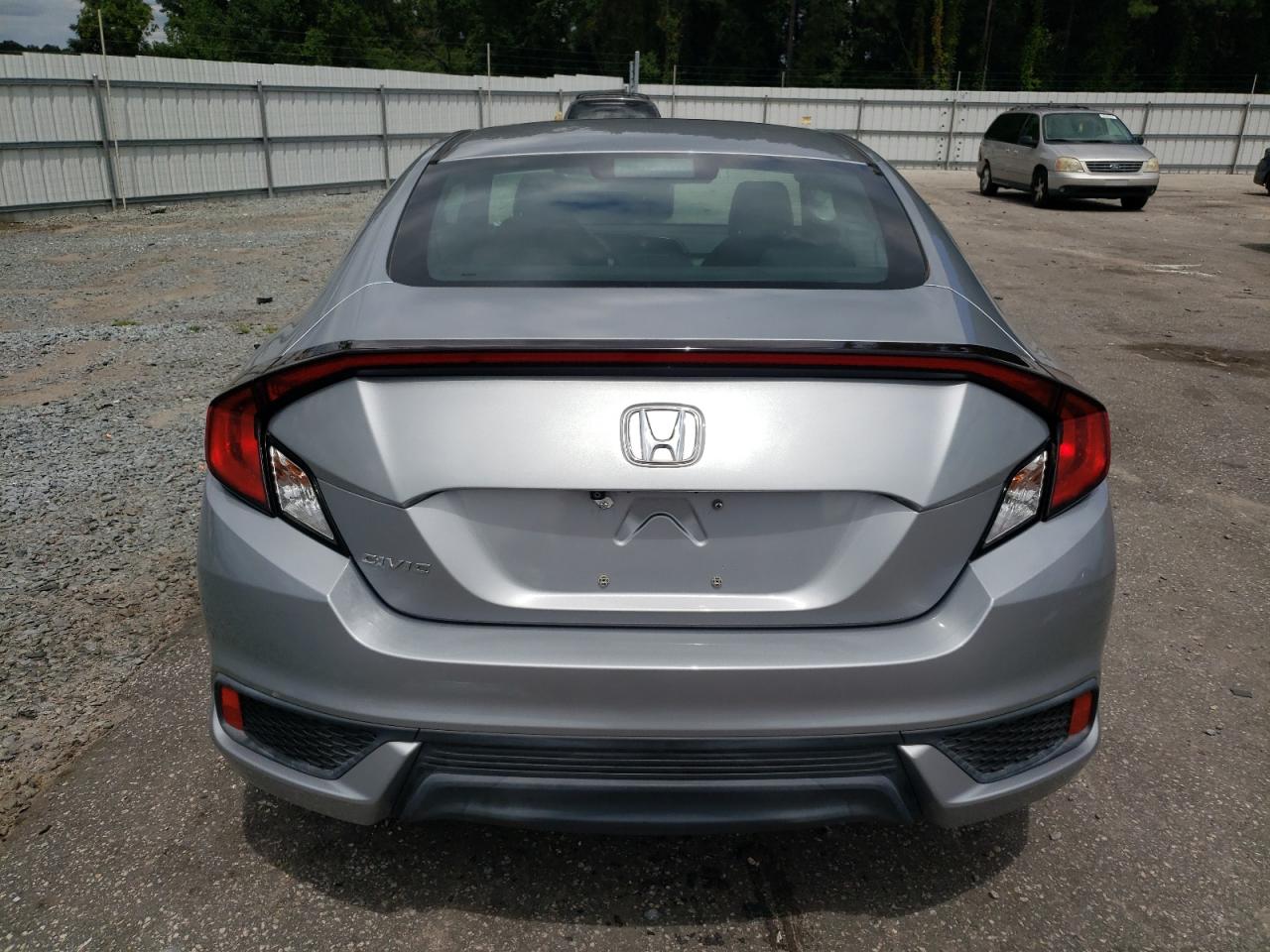 2HGFC4B0XHH303639 2017 Honda Civic Lx