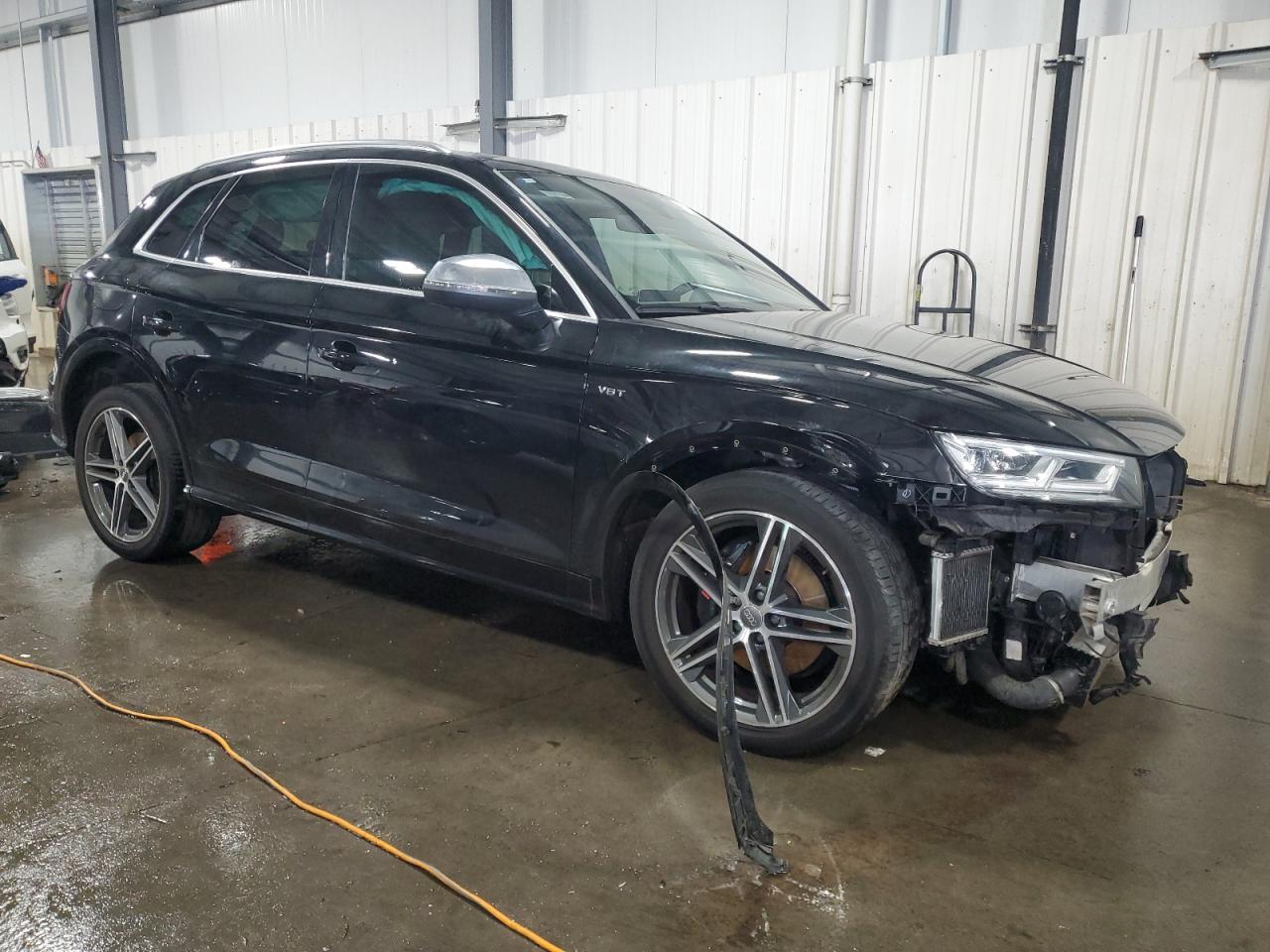 VIN WA1A4AFY7J2200661 2018 AUDI SQ5 no.4