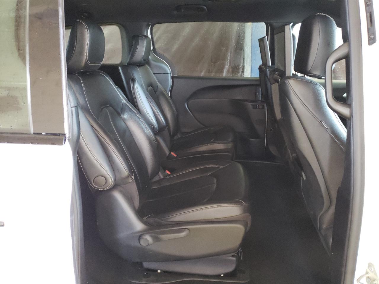 2022 Chrysler Pacifica Hybrid Touring L VIN: 2C4RC1L70NR183409 Lot: 65538194