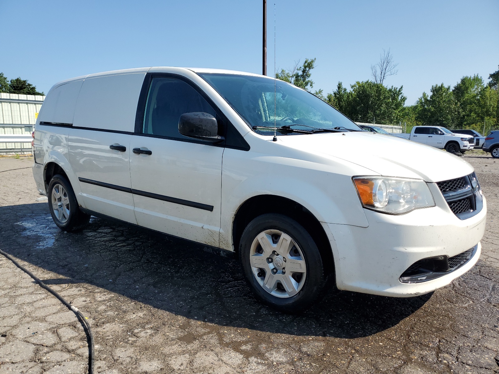 2013 Ram Tradesman vin: 2C4JRGAG2DR554411