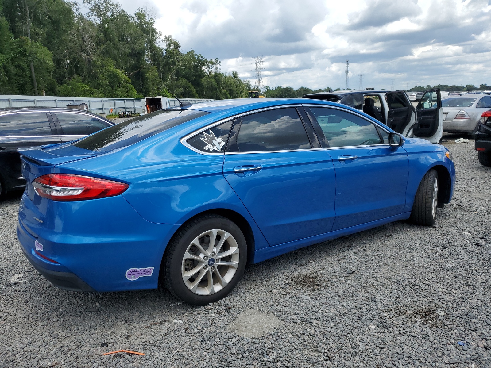 3FA6P0SU5KR233015 2019 Ford Fusion Titanium