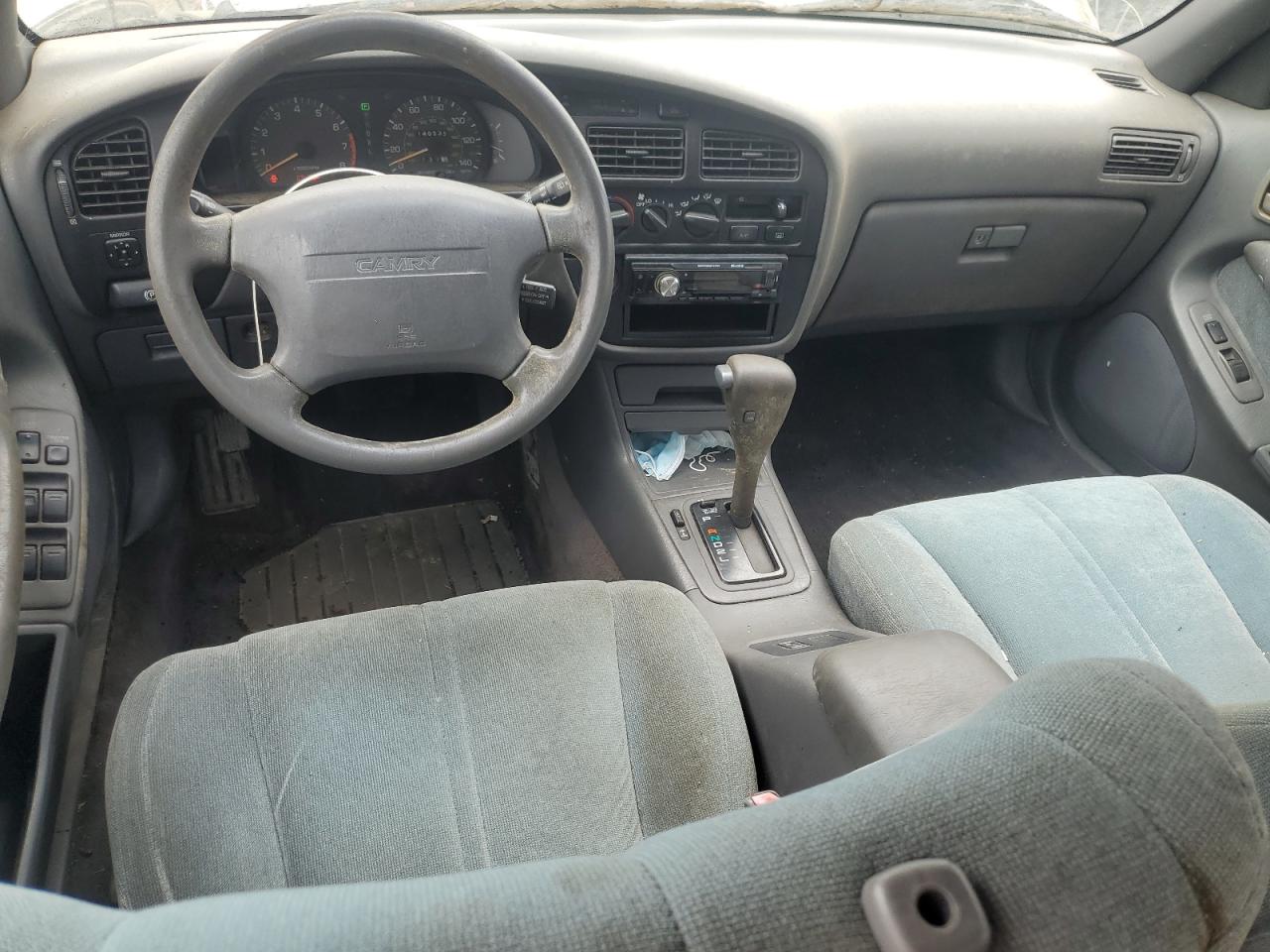 1992 Toyota Camry Le VIN: 4T1VK12W4NU026572 Lot: 69625074