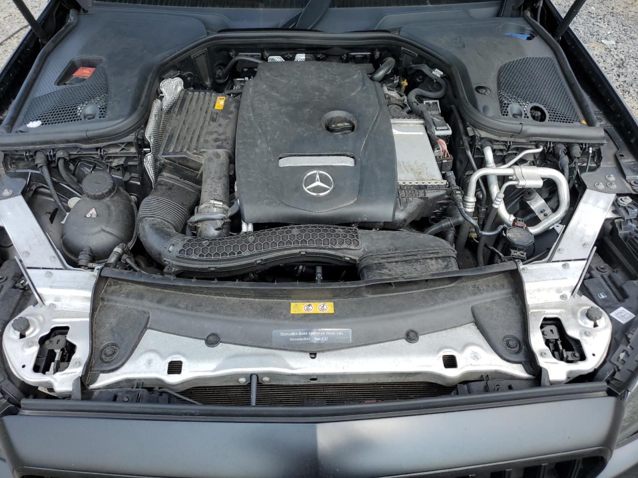 WDDZF4KB2KA552744 2019 Mercedes-Benz E 300 4Matic