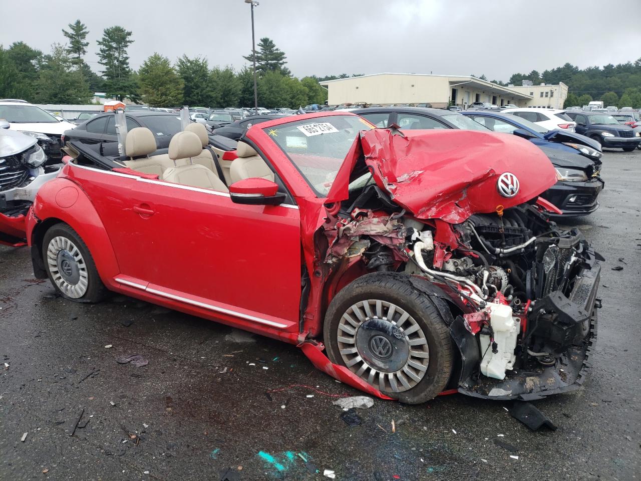 2013 Volkswagen Beetle - Image 4