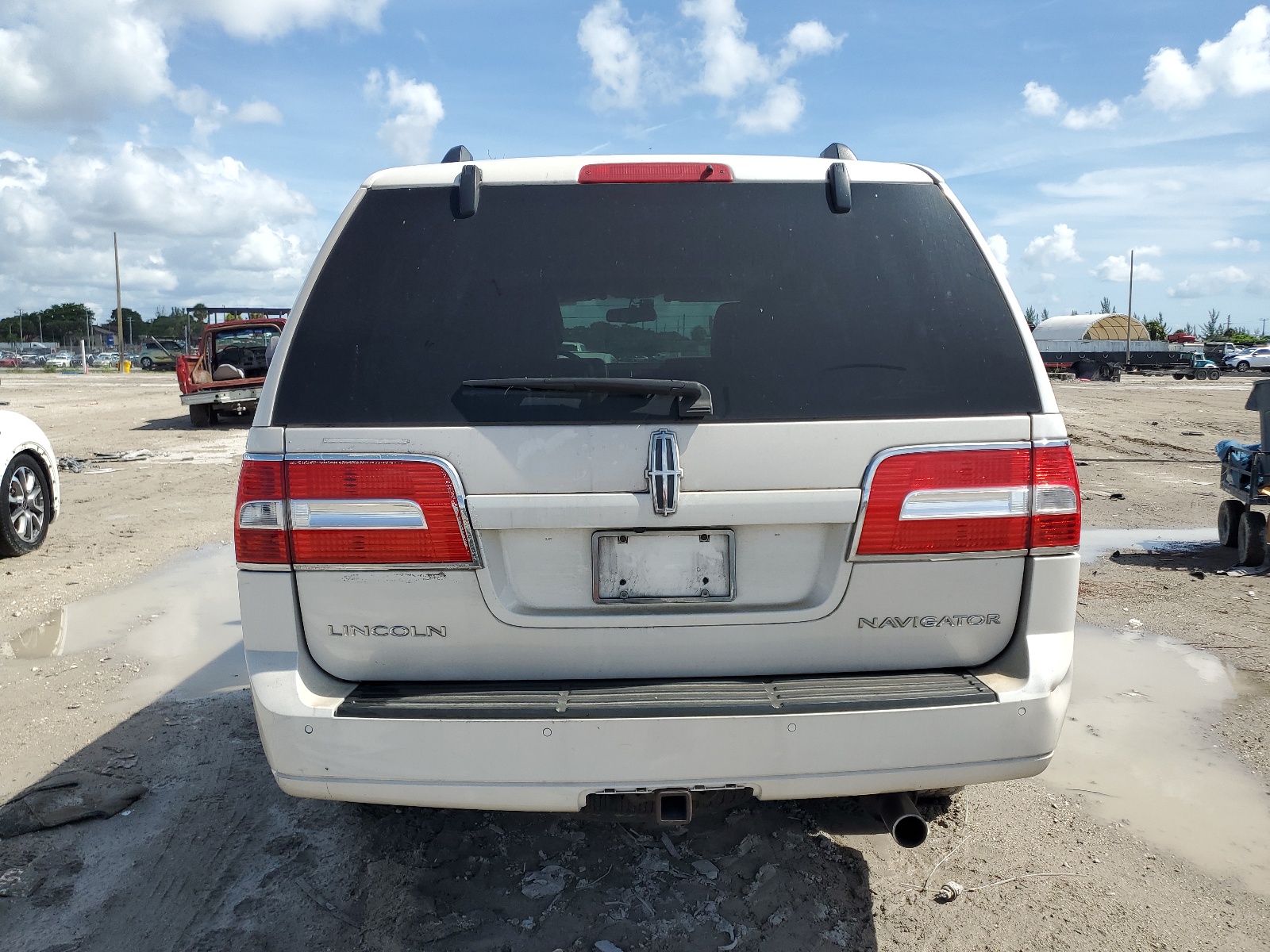 5LMJJ2J54DEL04747 2013 Lincoln Navigator