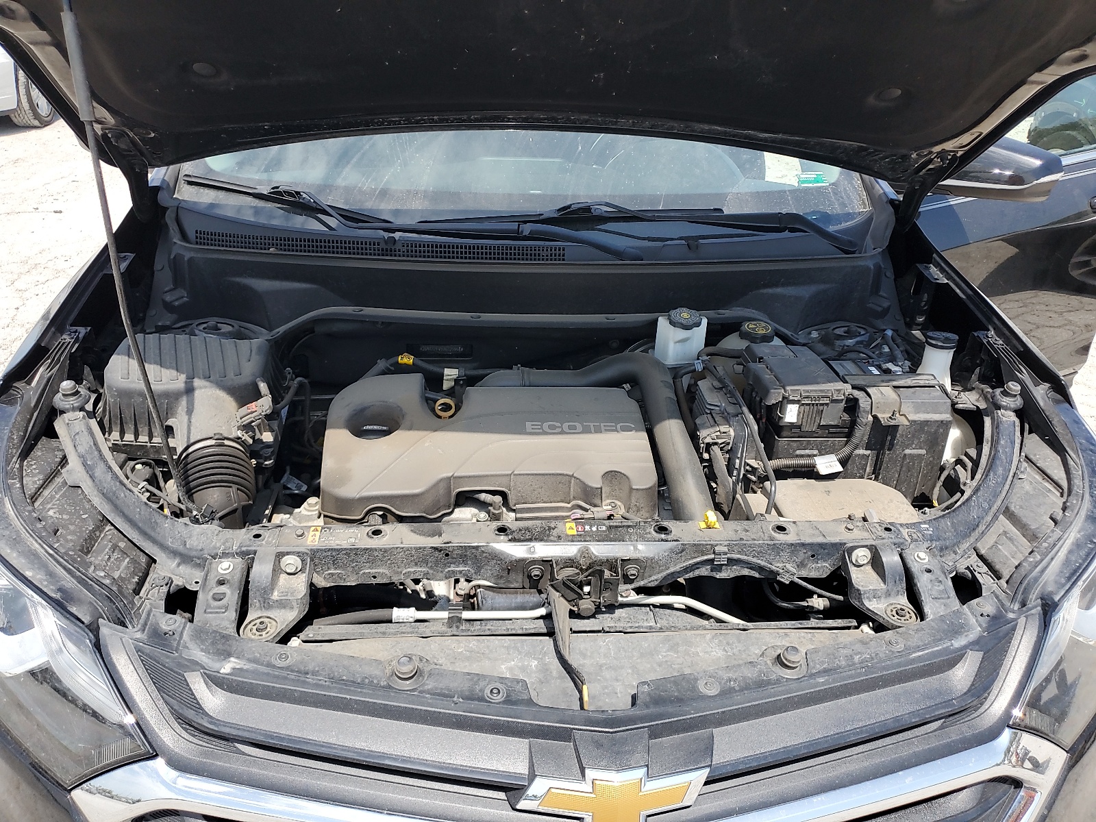 2GNAXJEV5J6325558 2018 Chevrolet Equinox Lt