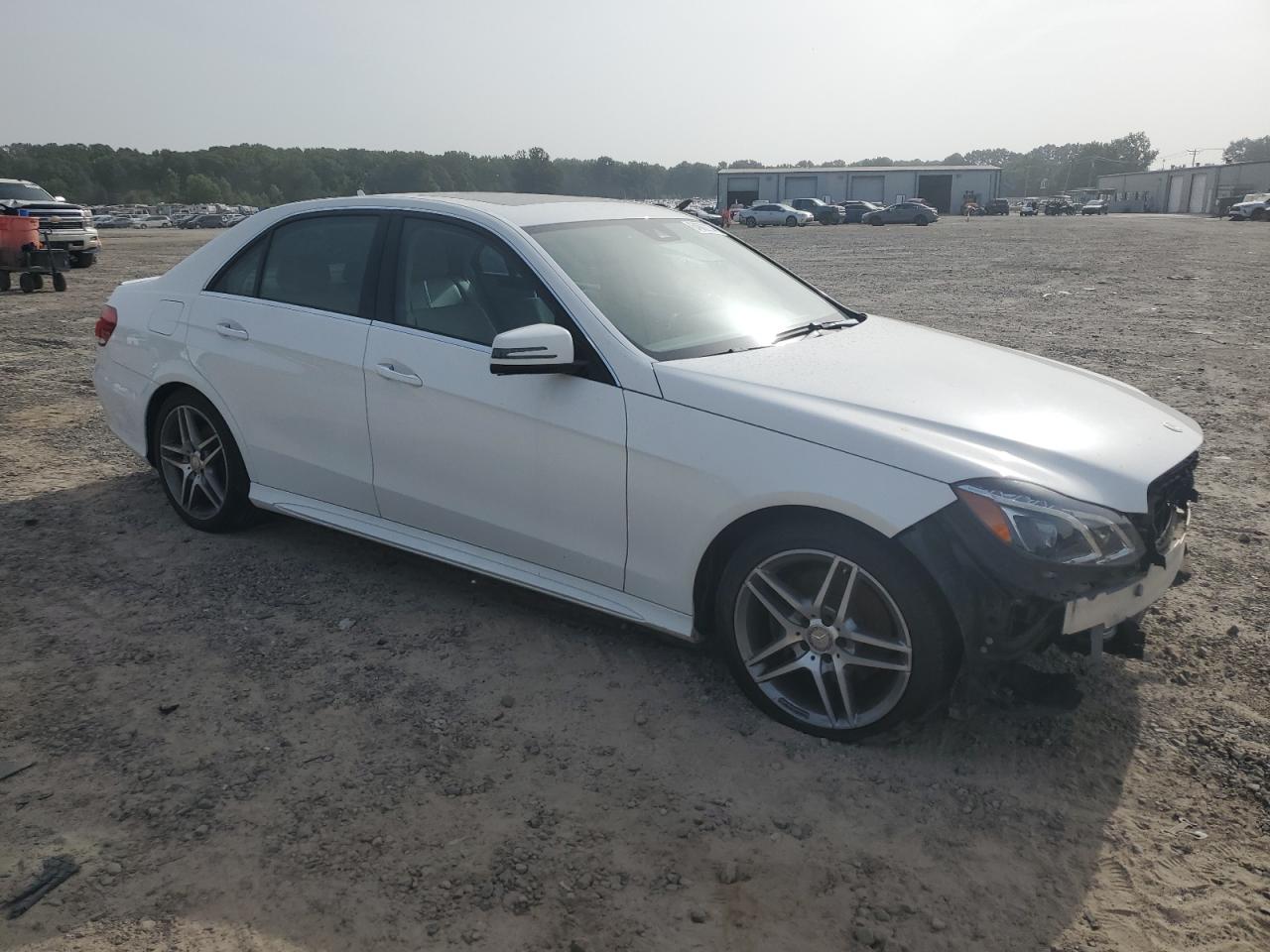 VIN WDDHF8JB5GB208900 2016 MERCEDES-BENZ E-CLASS no.4