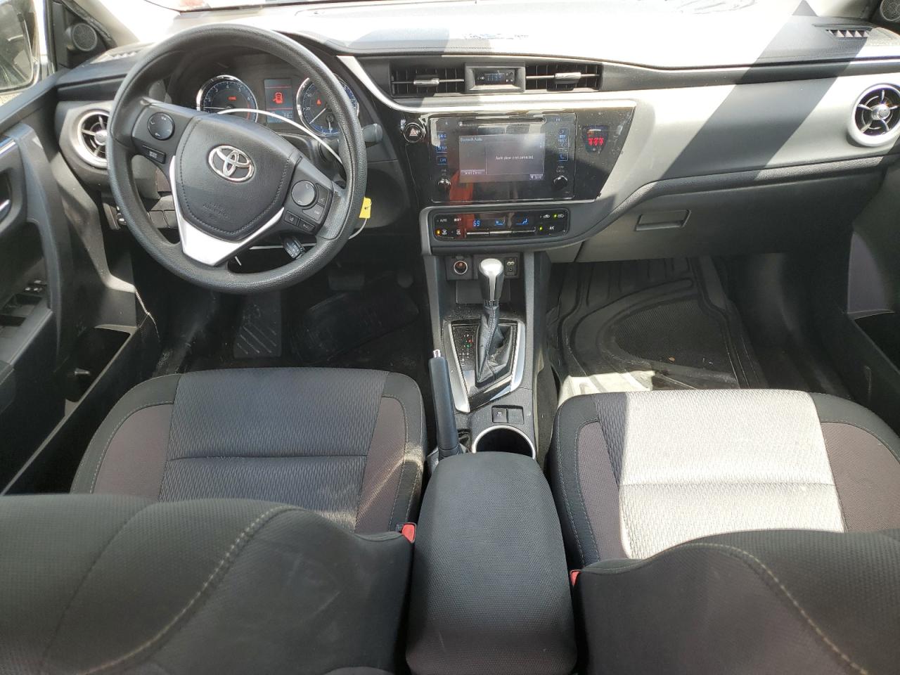 2018 Toyota Corolla L VIN: 2T1BURHE6JC107210 Lot: 69582874