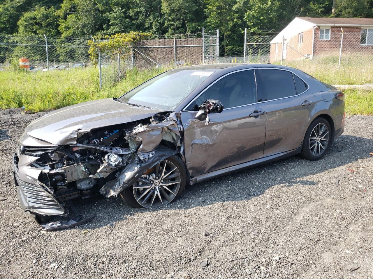 4T1F11BKXRU114911 2024 TOYOTA CAMRY - Image 1