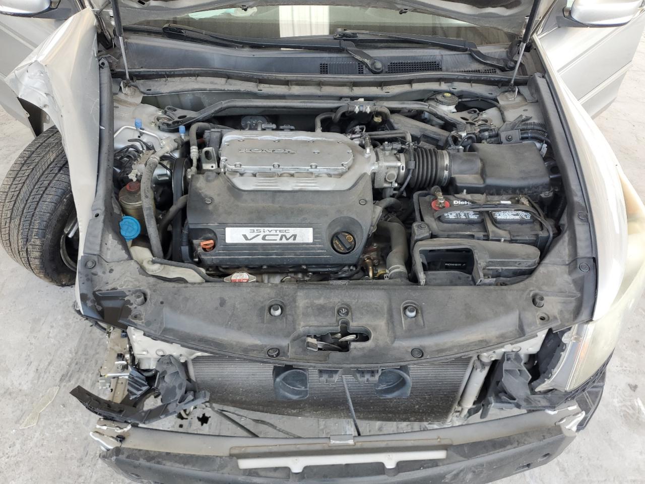 2012 Honda Accord - Image 12