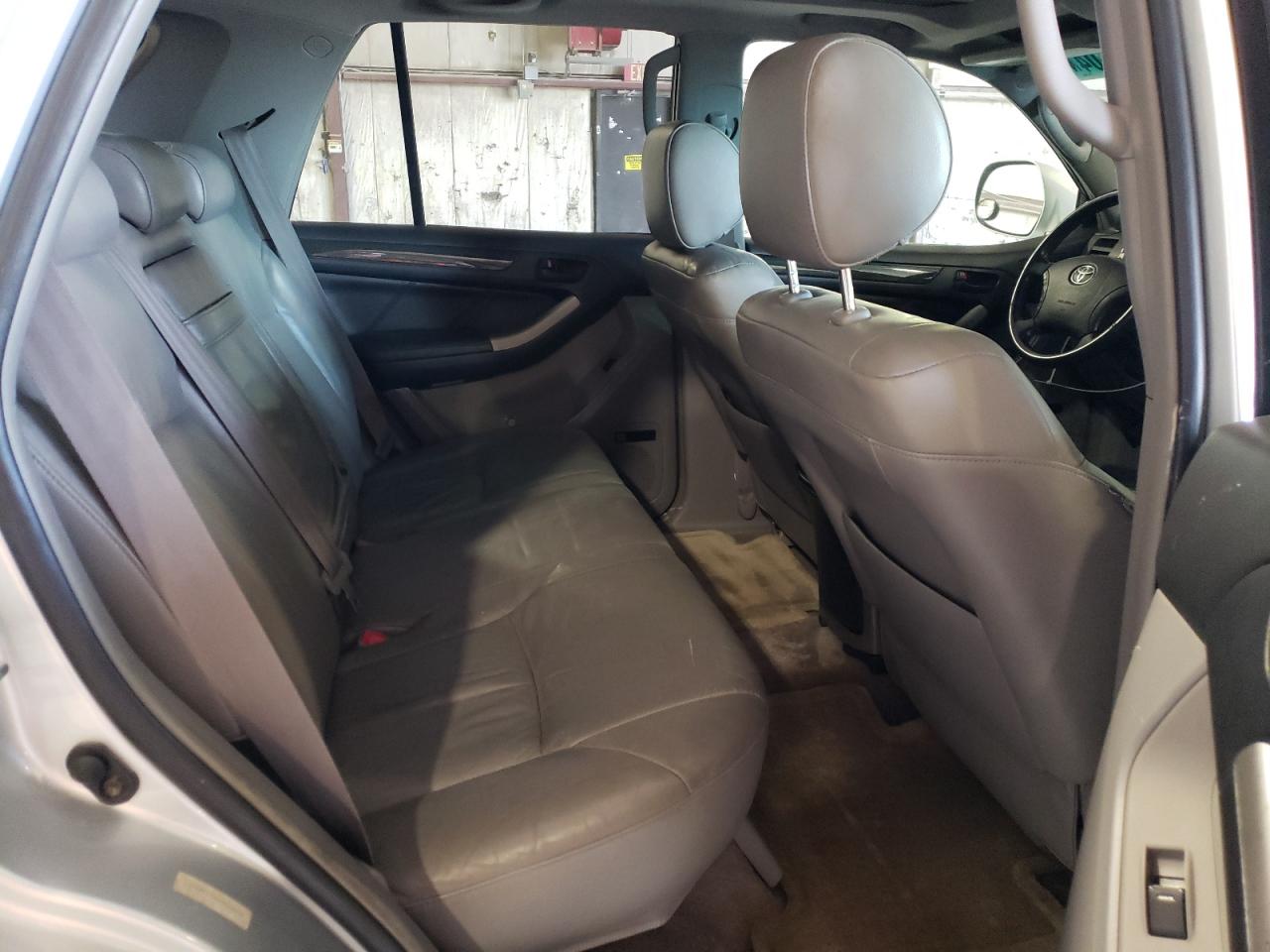 2004 Toyota 4Runner Limited VIN: JTEBT17R640028400 Lot: 68173504