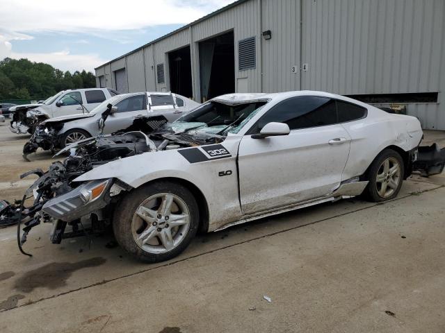 Coupet FORD MUSTANG 2017 White