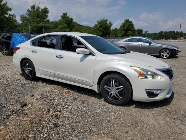  NISSAN ALTIMA 2015 Белы