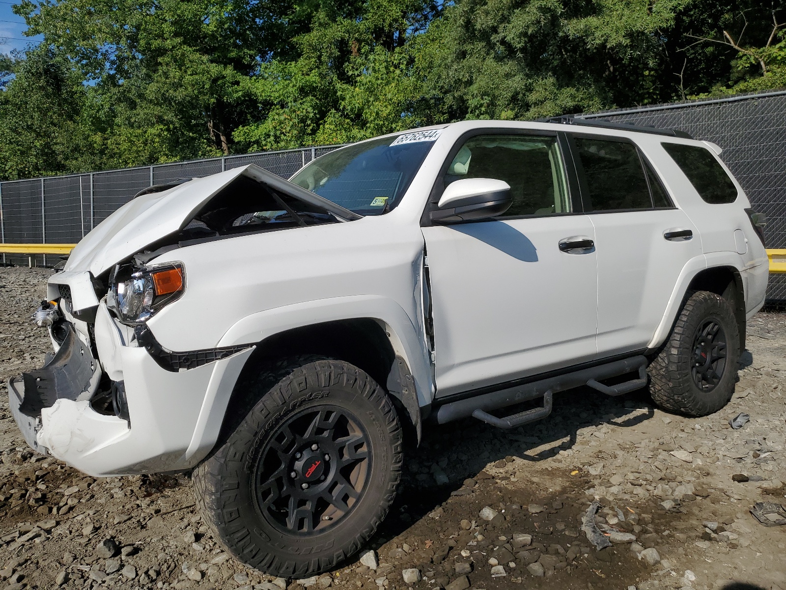 2019 Toyota 4Runner Sr5 vin: JTEBU5JR2K5684137