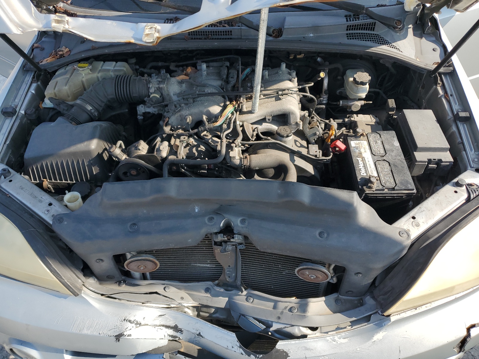 KNDJC733035093409 2003 Kia Sorento Ex