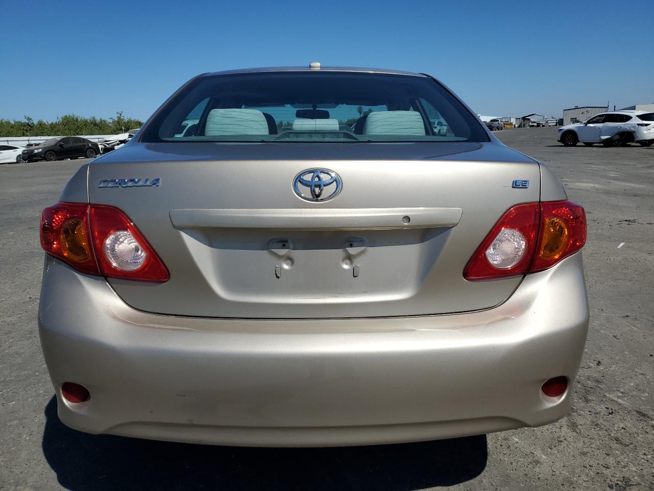 2010 Toyota Corolla Base VIN: 1NXBU4EE0AZ321048 Lot: 68310634